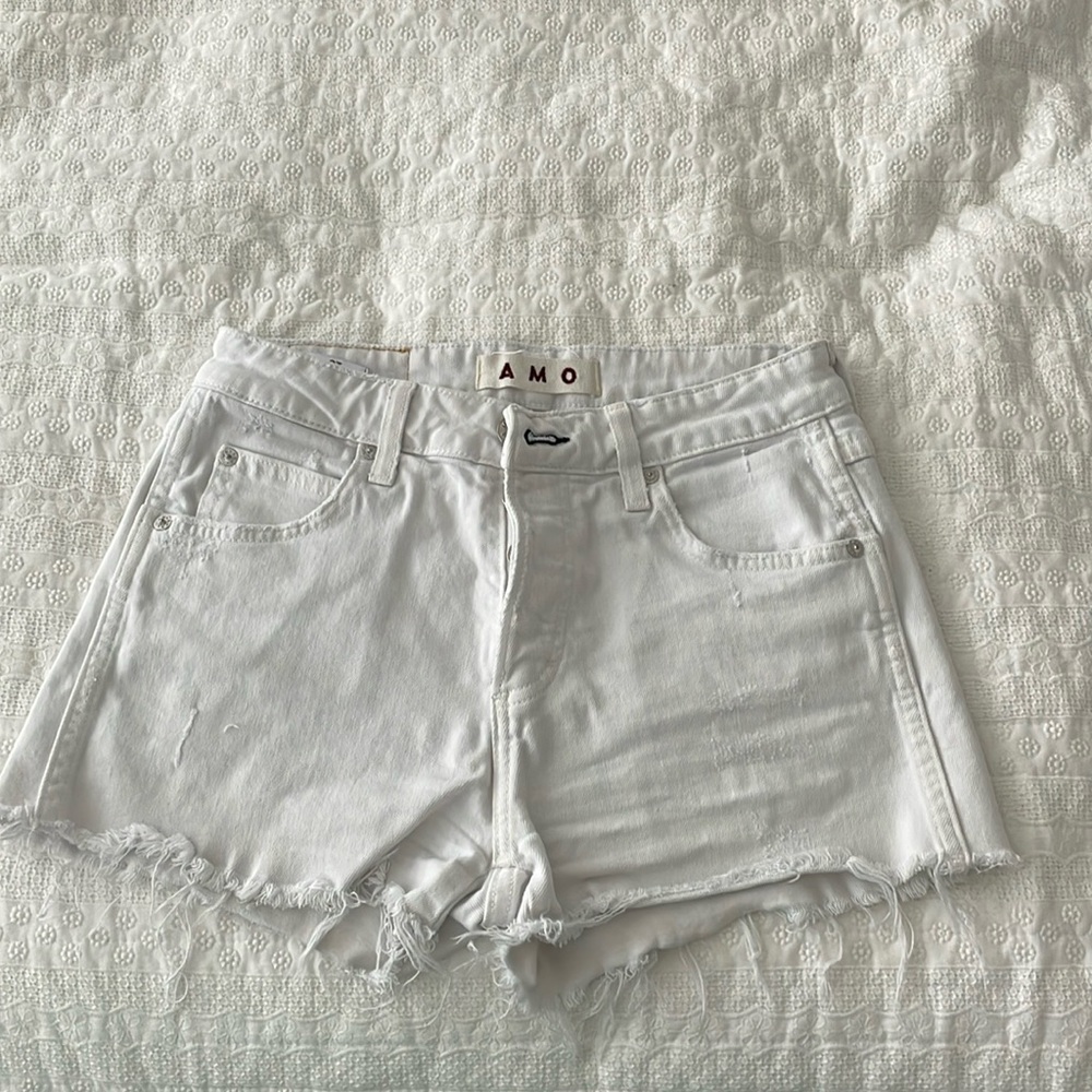 [AMO] white denim shorts